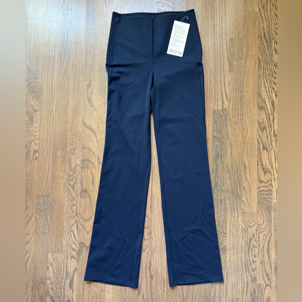 NWT Lululemon Smooth-Fit Pull-On High-Rise Pants; True Navy; Size 6